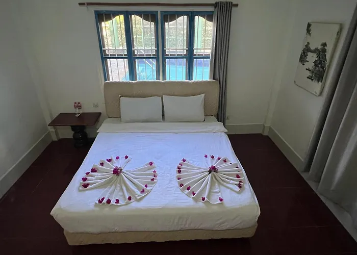 Five Rose 2*