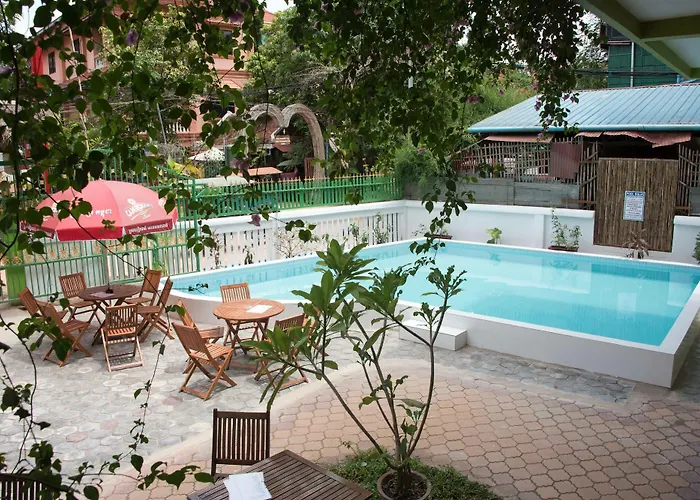 Five Rose 2* Siem Reap